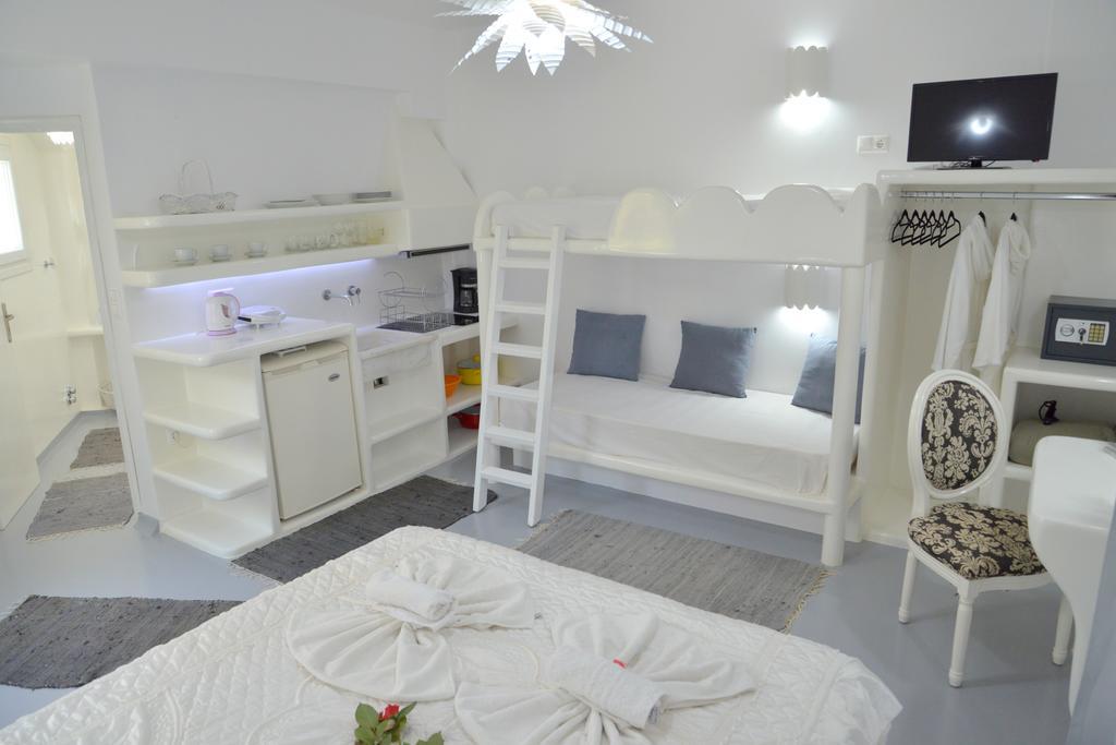 Moschoula Studios Adámasz Kültér fotó